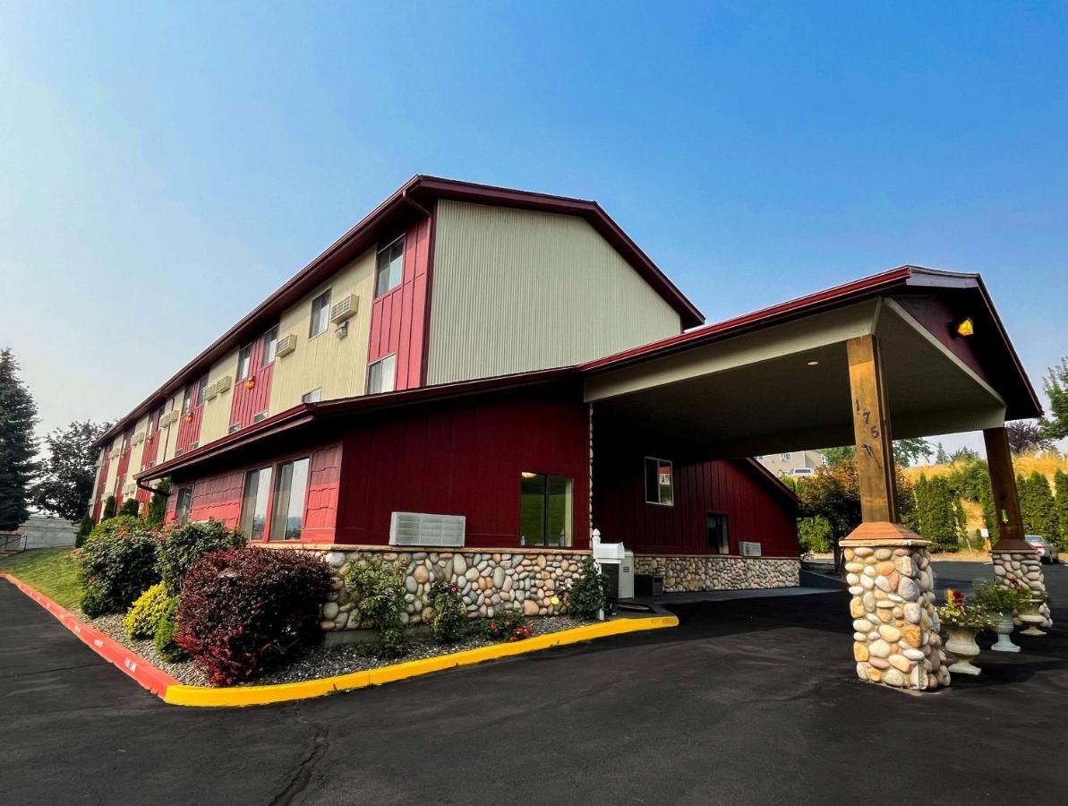 Fairbridge Inn & Suites Moscow - Pullman Exterior photo
