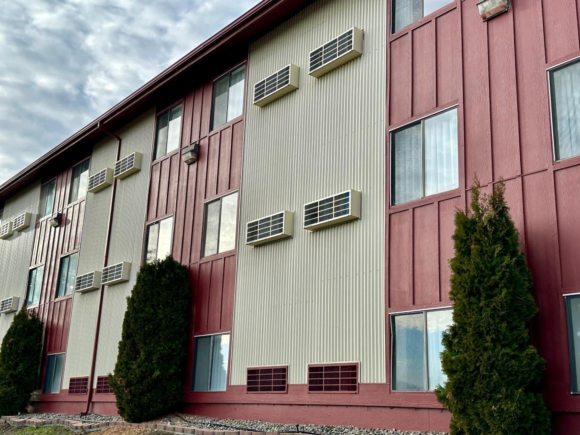 Fairbridge Inn & Suites Moscow - Pullman Exterior photo